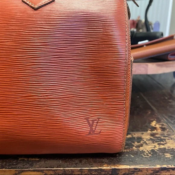 Louis Vuitton Speedy 35 - Picture 7 of 9